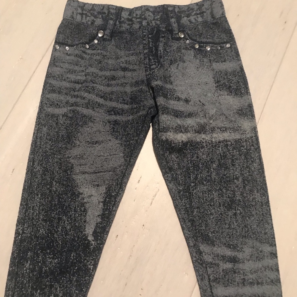 Flowers by Zoe Denim Capri Size 18 Mos